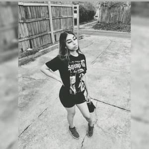 Meet your Posher, Petra